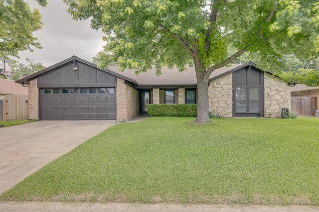 Benbrook, TX 76126,9928 Edmund Drive