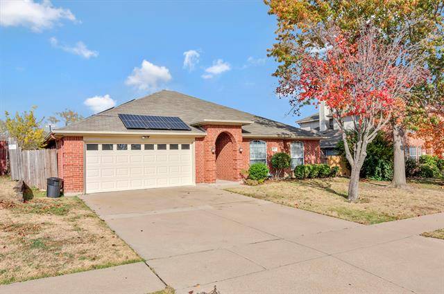 Crowley, TX 76036,822 La Sierra Court