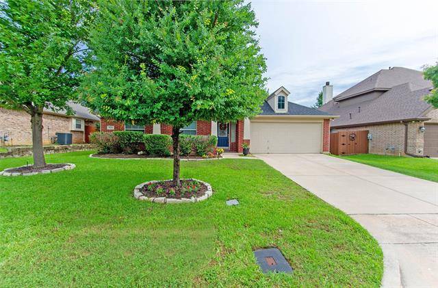 Hurst, TX 76053,921 Park Forest Drive