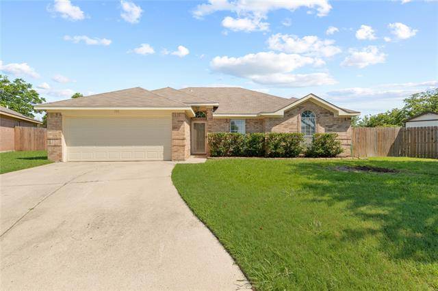 Saginaw, TX 76179,300 Willowstone Trail