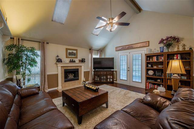 Burleson, TX 76028,1004 Shady Hill Lane