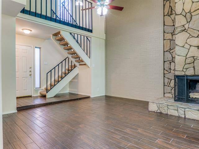 Carrollton, TX 75006,2953 Country Place Circle