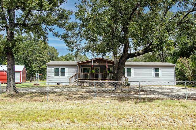 Mabank, TX 75156,304 E Golden Oaks Drive