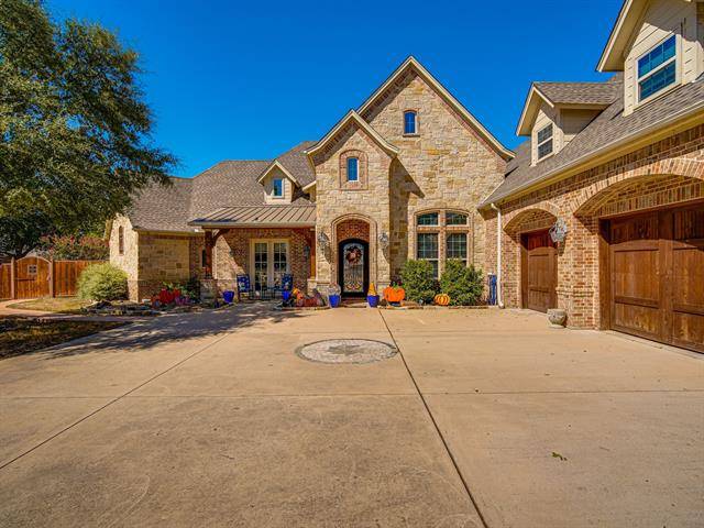 Waxahachie, TX 75165,107 Water Garden Drive