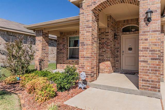 Fort Worth, TX 76131,300 Foxhunter Street