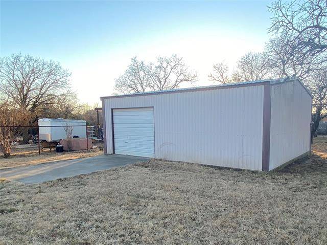 Jacksboro, TX 76458,143 Dennis Street