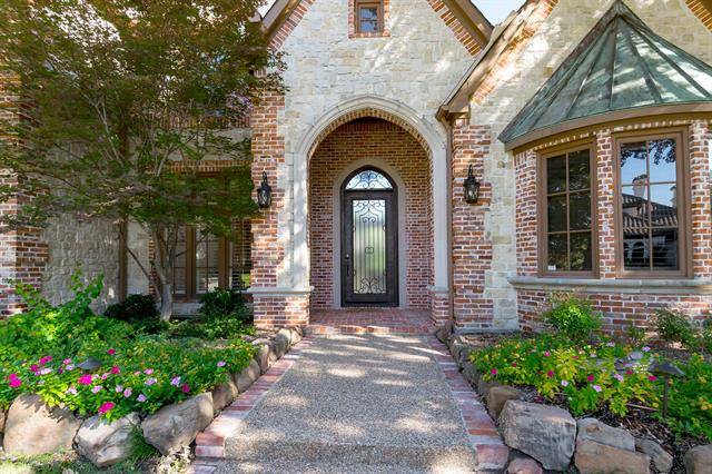 Plano, TX 75093,5217 Lakecreek Court