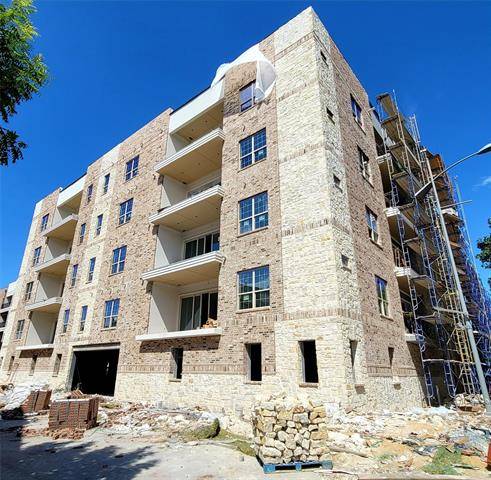 Addison, TX 75001,15875 Spectrum Drive #2105