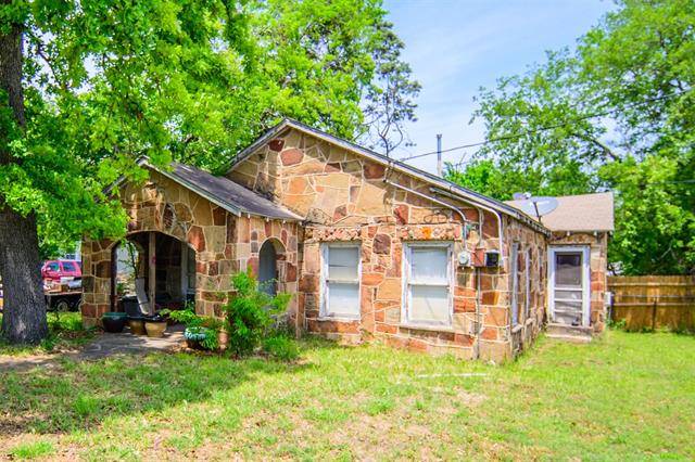 Weatherford, TX 76086,301 E Lee Avenue