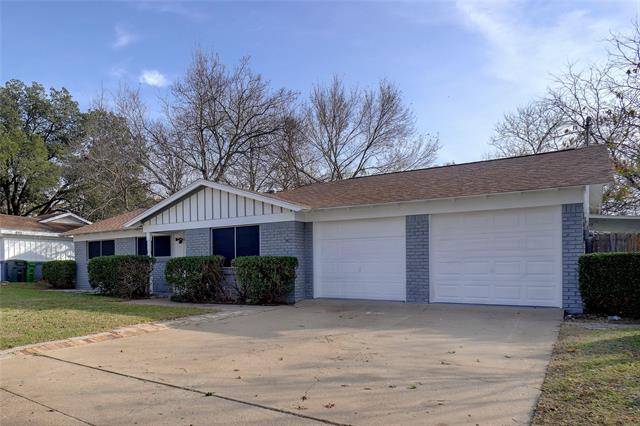 Hurst, TX 76053,417 Vicki Place