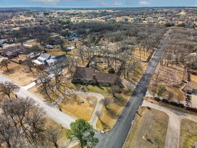 Double Oak, TX 75077,180 N Woodland Trail