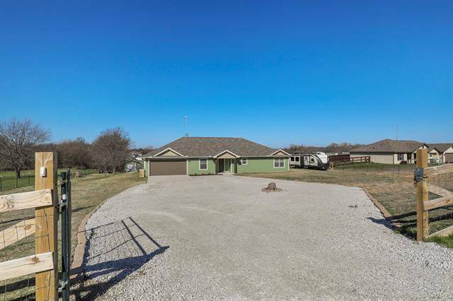 Springtown, TX 76082,166 Blue Sky Lane