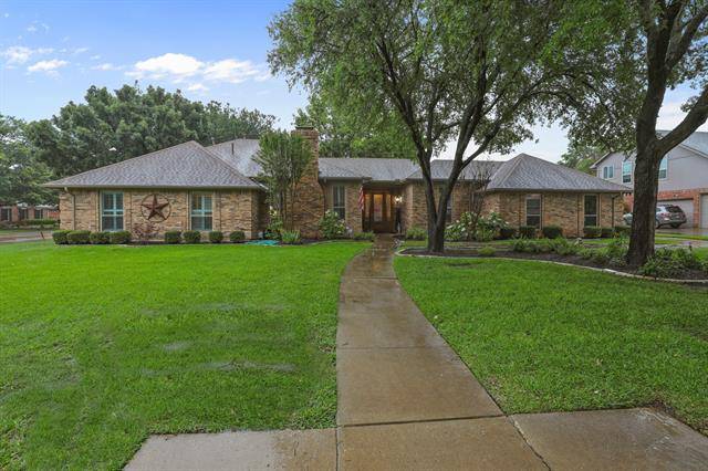 Denton, TX 76205,2 Rolling Hills Circle