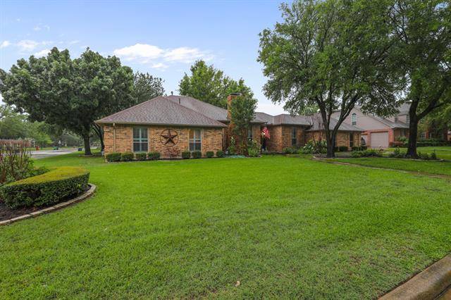 Denton, TX 76205,2 Rolling Hills Circle