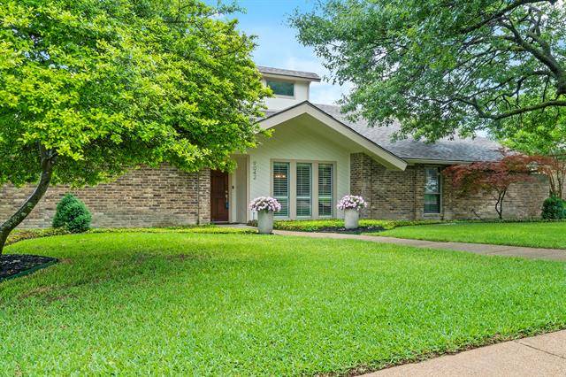 Dallas, TX 75243,9042 Oakpath Lane