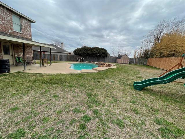 Arlington, TX 76017,954 White Dove Drive