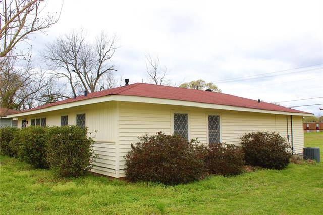 Minden, LA 71055,208 Pecanview Drive