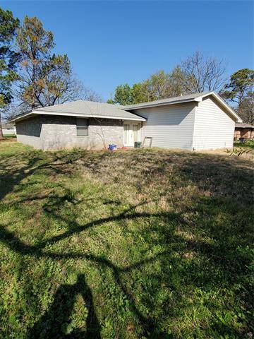 Tioga, TX 76271,303 N Florence Street