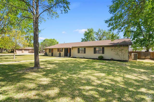 Brownwood, TX 76801,2713 Good Shepherd Drive