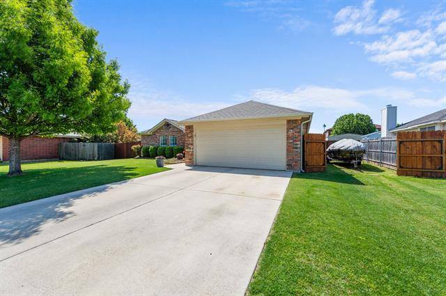 Azle, TX 76020,532 Dylan Court