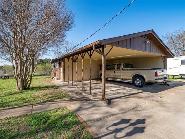 Granbury, TX 76048,1305 Lipan Highway