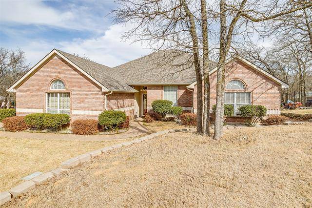 Burleson, TX 76028,113 Winding Oak Lane N