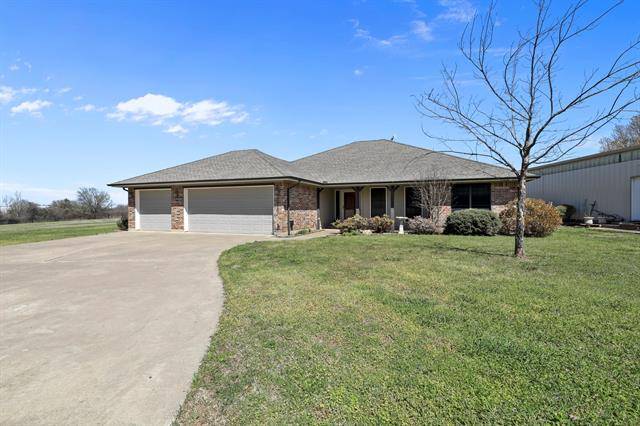 Grandview, TX 76050,8016 County Road 313