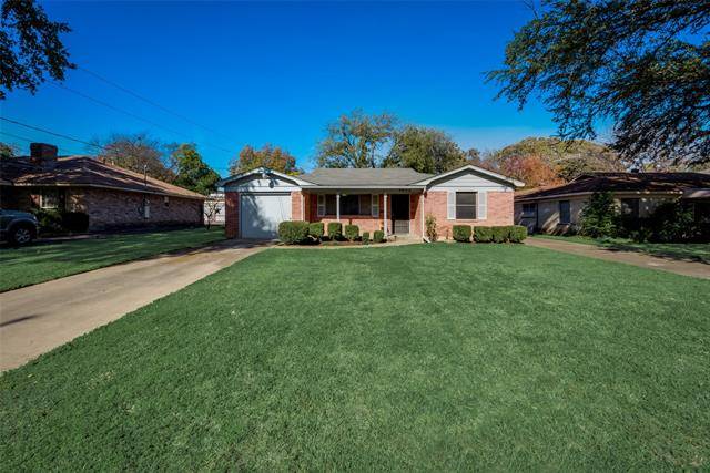 River Oaks, TX 76114,4852 Hope Street