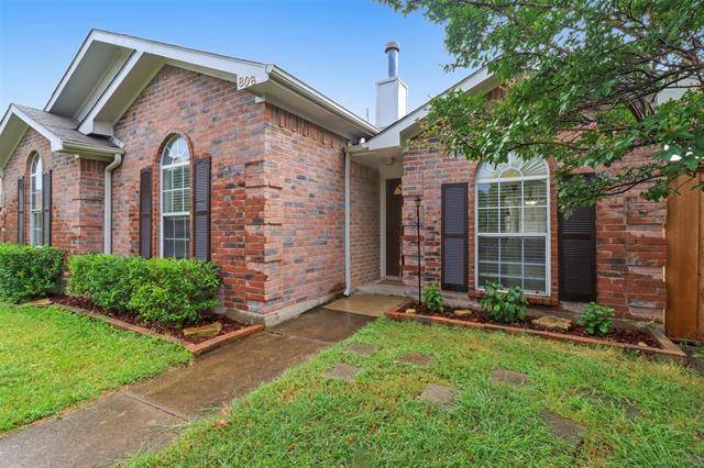 Arlington, TX 76001,808 Minot Court