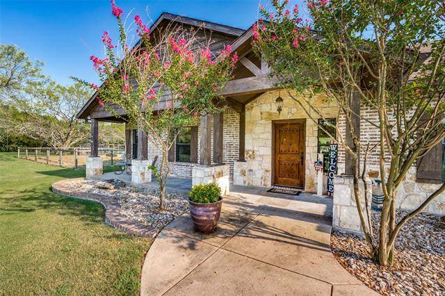 Gunter, TX 75058,744 Reed Lane