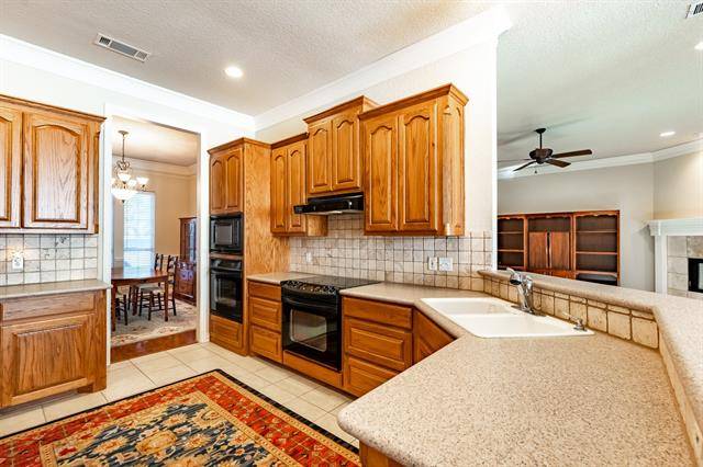 Granbury, TX 76049,6518 Sonora Drive