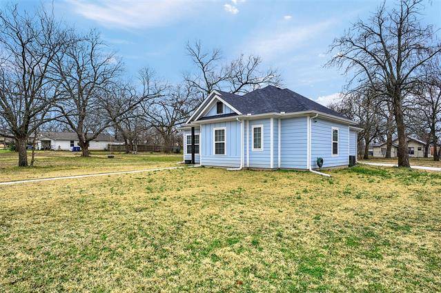 Denison, TX 75020,530 W Elm Street