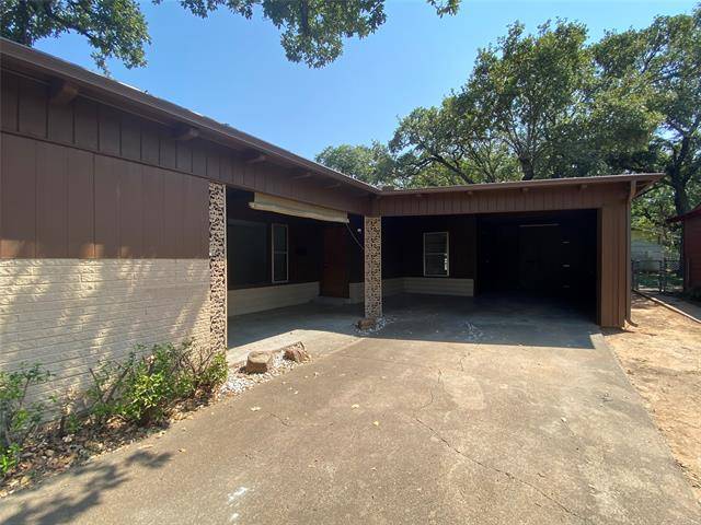 Mineral Wells, TX 76067,308 SE 19th Street