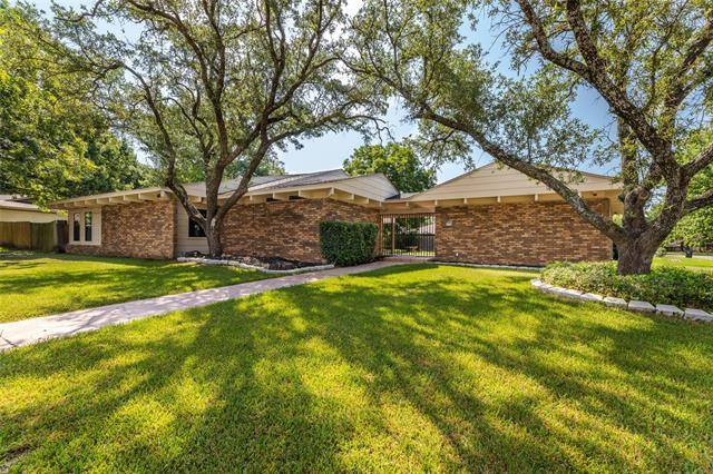 Cleburne, TX 76033,1243 Hilltop Drive