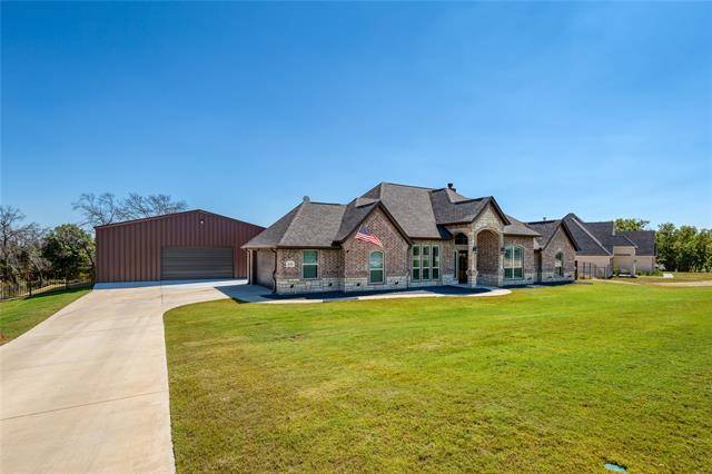 Azle, TX 76020,228 Scenic Wood Drive