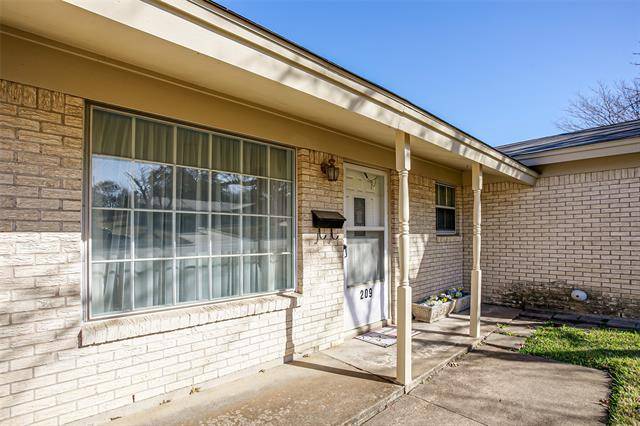 Weatherford, TX 76086,209 E Rentz Street