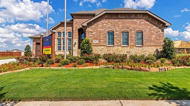 Midlothian, TX 76065,601 OAK GROVE Court