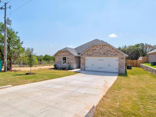 Granbury, TX 76048,2601 Creek Drive