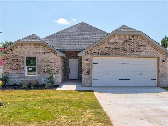 Granbury, TX 76048,2601 Creek Drive