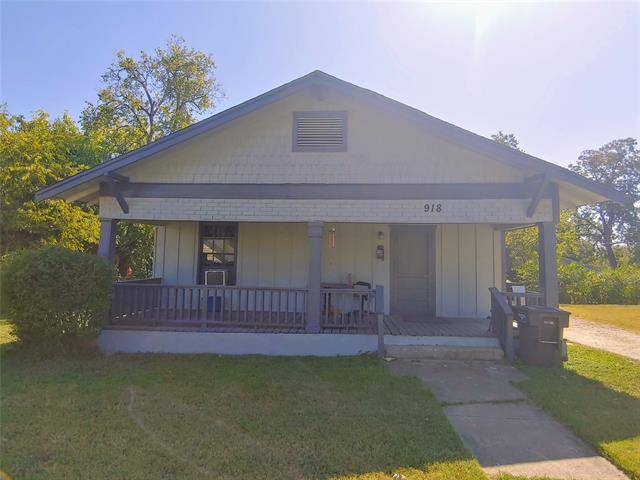 Fort Worth, TX 76104,918 E Richmond Avenue