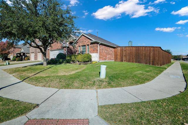 Mckinney, TX 75072,9500 Crooked Cat Drive