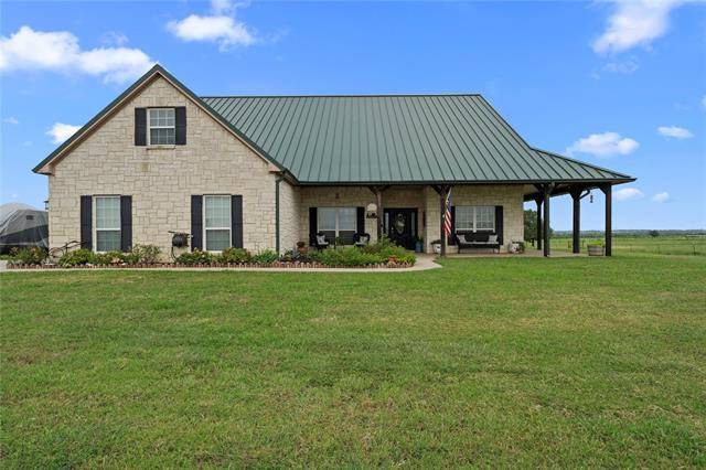 Axtell, TX 76624,970 W Somers Lane