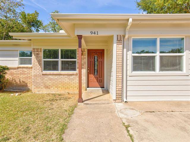 Bedford, TX 76022,941 Jerry Lane