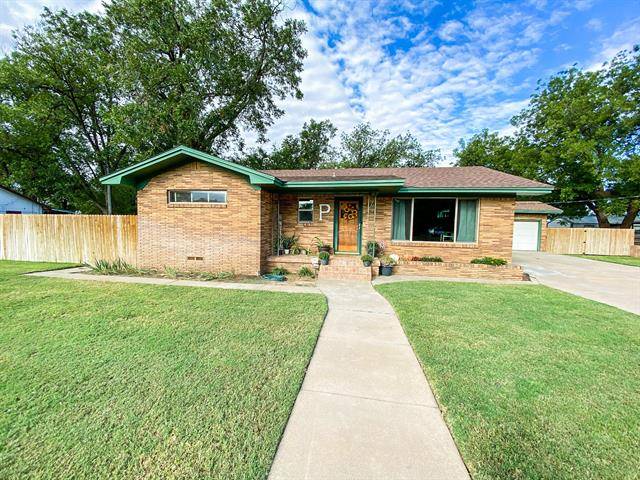 Munday, TX 76371,941 N 3rd Avenue