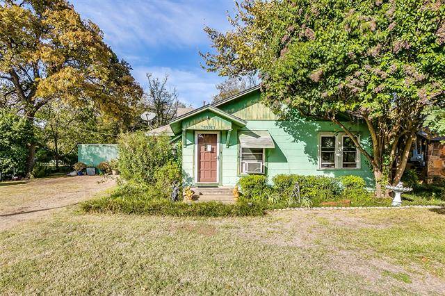 River Oaks, TX 76114,5516 Meandering Road