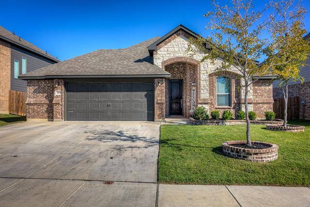 Saginaw, TX 76179,700 Ravenwood Drive