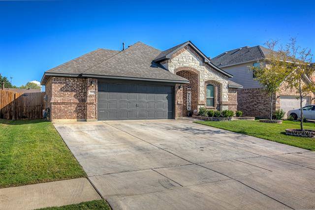 Saginaw, TX 76179,700 Ravenwood Drive