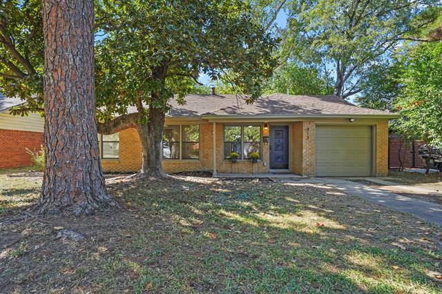 River Oaks, TX 76114,813 Thersa Drive