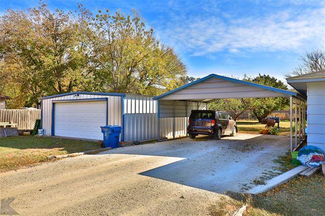 Buffalo Gap, TX 79508,733 Cedar Street