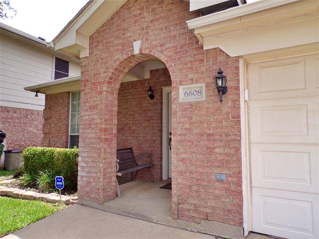 Arlington, TX 76001,6608 Falcon Perch Circle